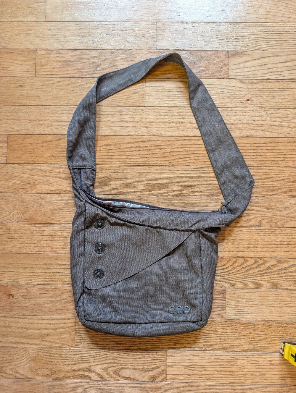 Vintage Y2K 2000s OGIO Grey Crossbody Messenger Bag Tech Wear Retro Chic Vtg